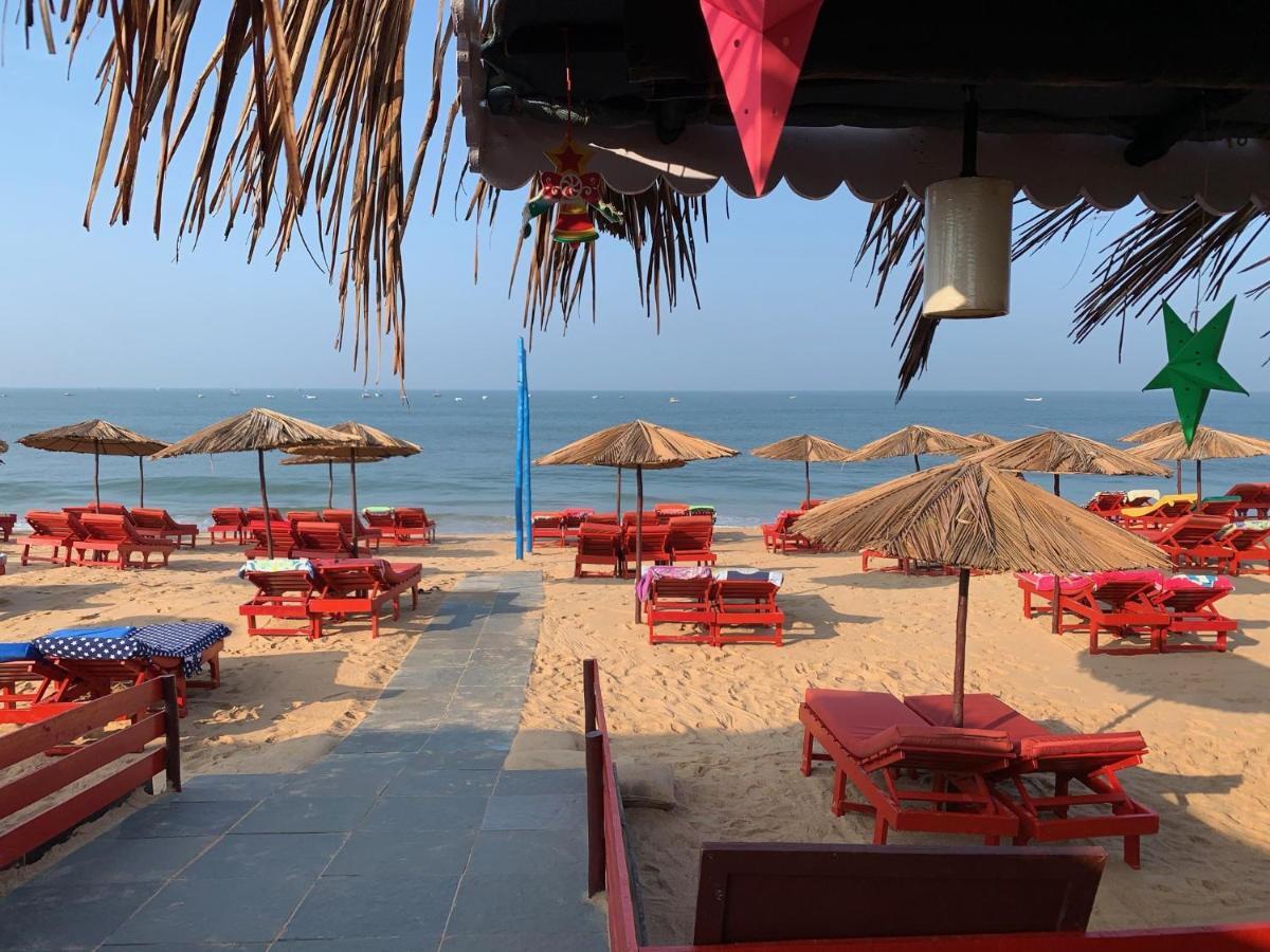 Casa Candolim Beach Front Extérieur photo