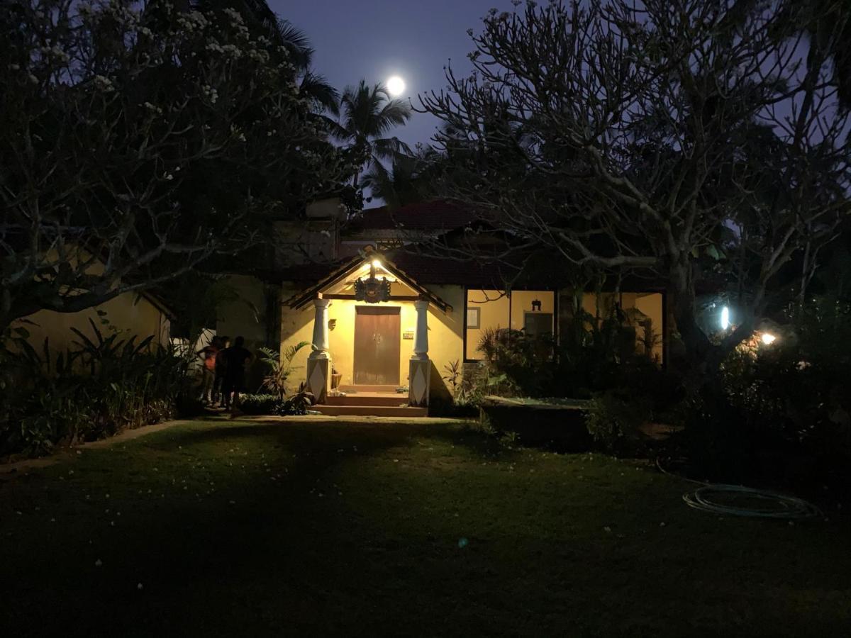Casa Candolim Beach Front Extérieur photo